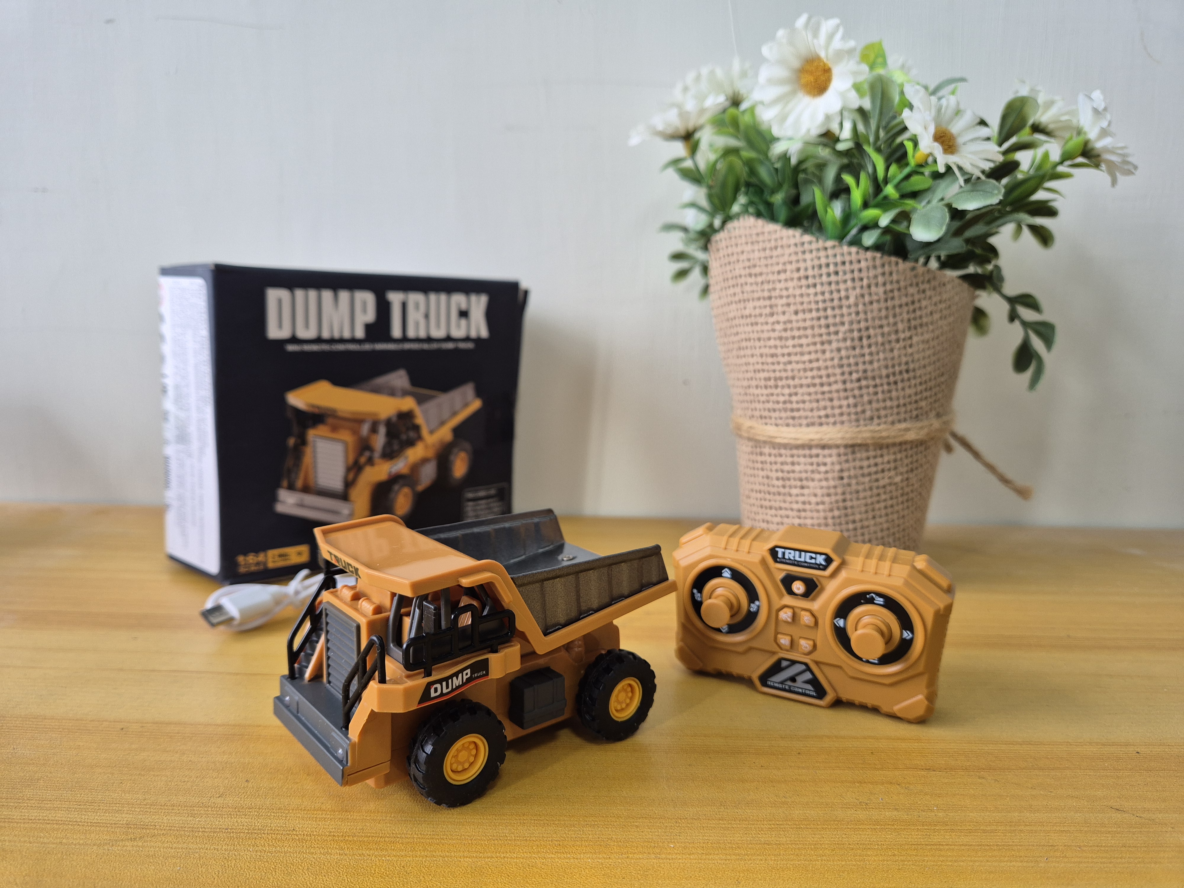 RC Dump Truck 1:64 Alloy Remote Control Mining
