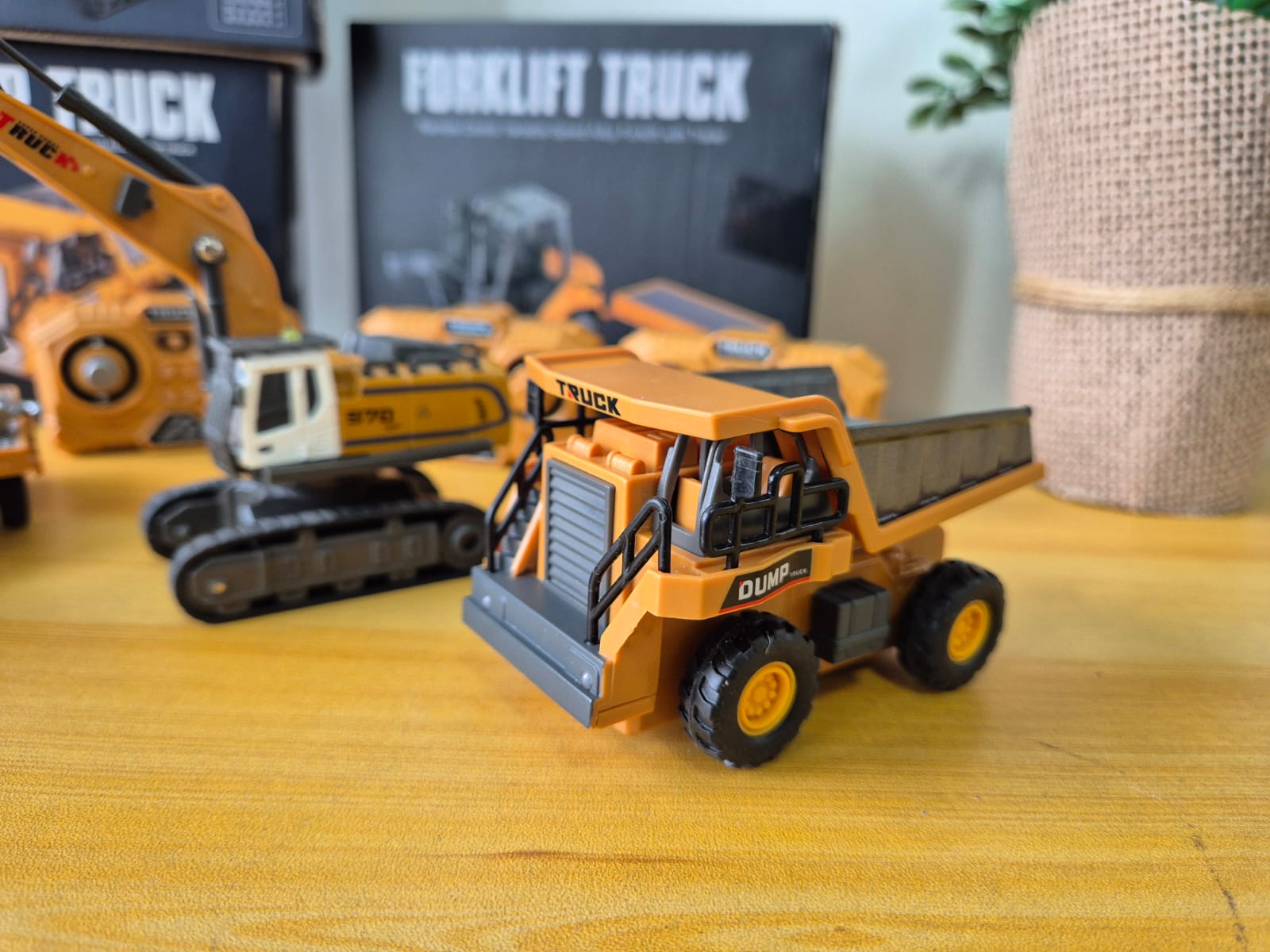 RC Dump Truck 1:64 Alloy Remote Control Mining - Foto 6